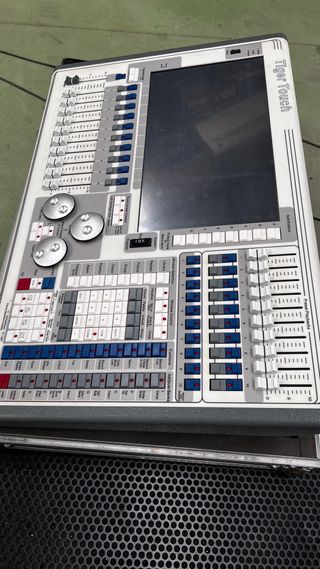 Consola iluminación Tiger Touch