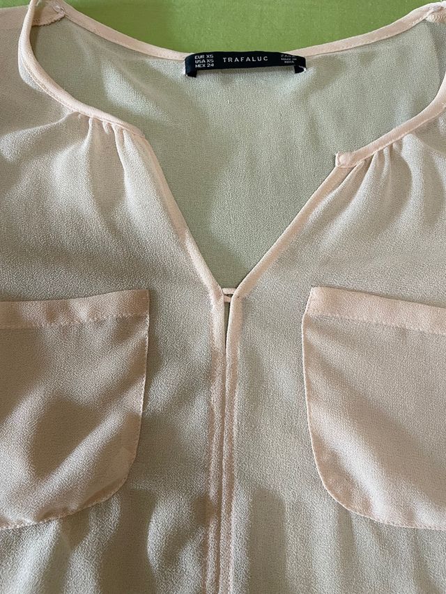 Blusa beige-coral transparente