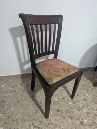 2 Sillas madera restauradas marrones