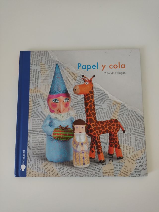 Papel y cola