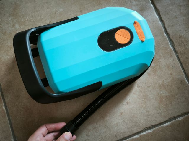 Airbank WhaleShark Pro - Pompa compatta a batteria