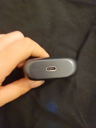 Auriculares inalámbricos negros