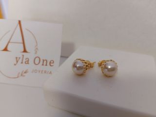 Pendientes perla bañado en oro 18k - Ayla One
