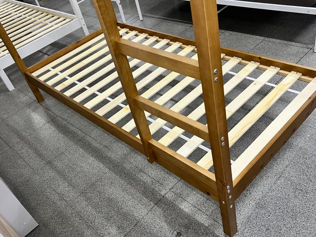 LETTO A CASTELLO BIANCO E IN LEGNO - OFFERTA!!