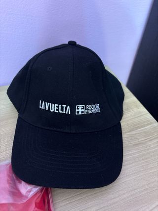 Kit La Vuelta: cappello e borraccia