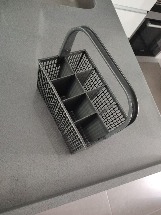 Cubertero lavavajillas gris oscuro