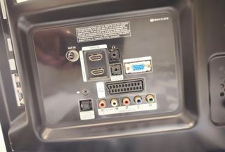 TV Samsung 37" Soporte, sin peana mod. LE37C530F1W