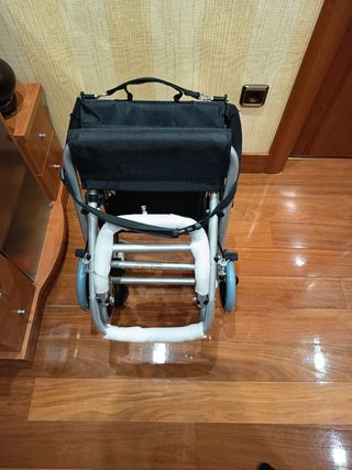Silla de ruedas de transito