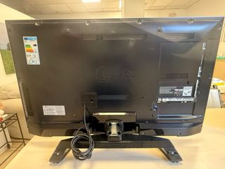TV LG 42LM670S 42" LED Smart TV 3D