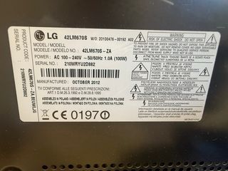 TV LG 42LM670S 42" LED Smart TV 3D