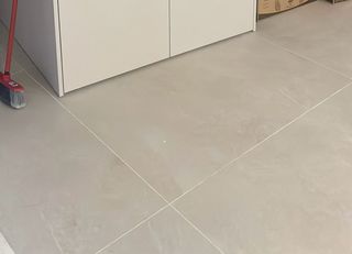 Suelo Porcelanosa modelo addasand 120x120