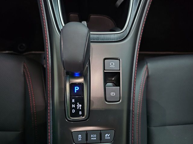 Lexus LBX 1.5 136cv HEV Elegant+ Black