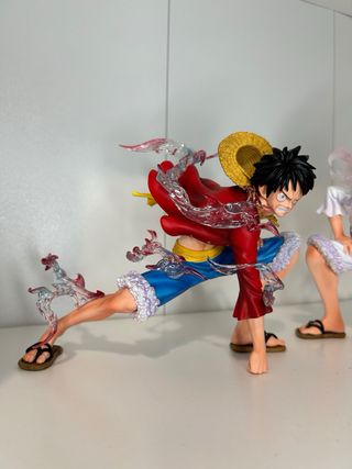 Figuras Luffy One Piece Gear 5 y normal 