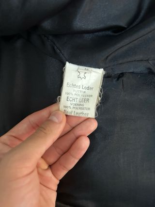 Chaqueta cuero negra motorista