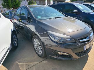 Opel Astra 2015