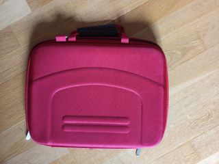 Funda portátil roja 30cm por 40cm