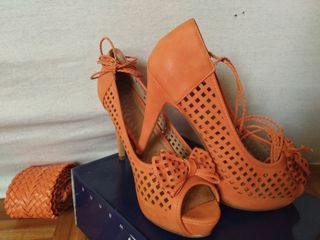 Zapatos tacón naranja