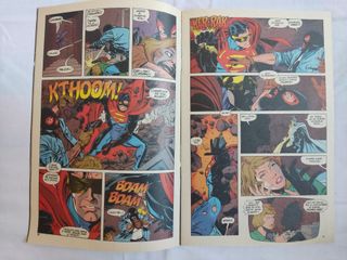 Cómic Superman: El Reinado de los Superhombres