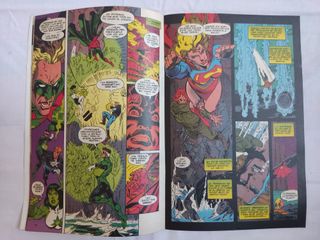 Cómic Superman: El Reinado de los Superhombres