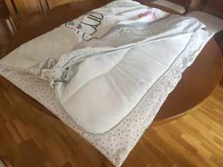 Colchón cuna bebé - prácticamente nuevo.