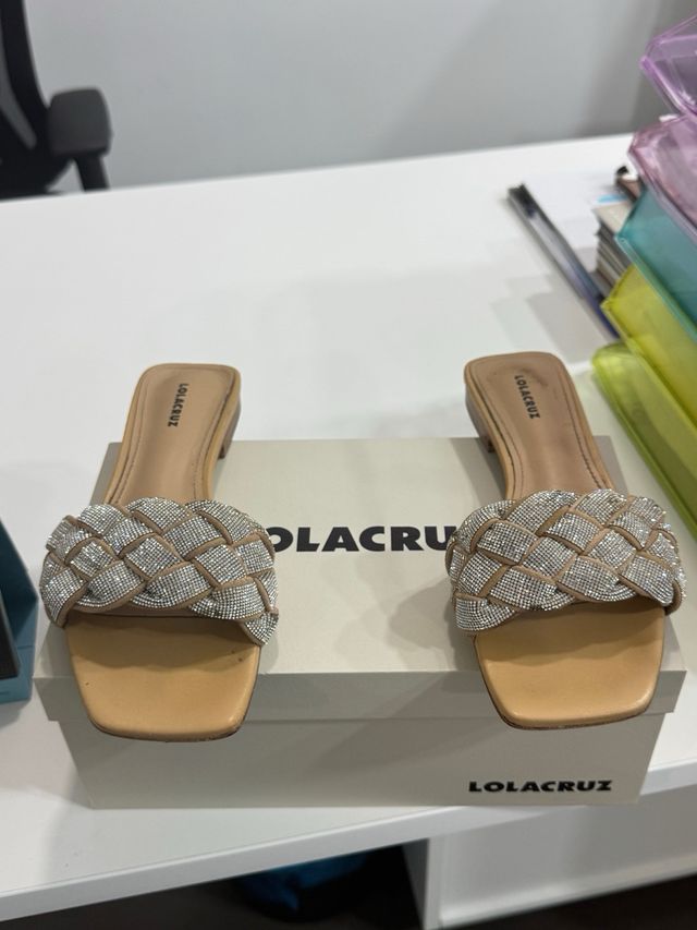 Sandalias planas Lola Cruz Swarovski