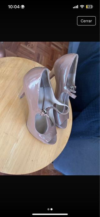 Zapatos tacón beige