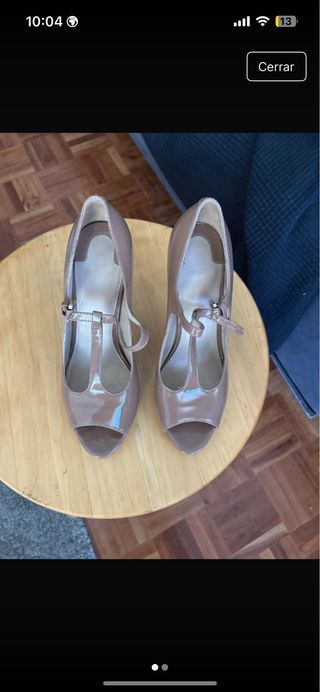 Zapatos tacón beige
