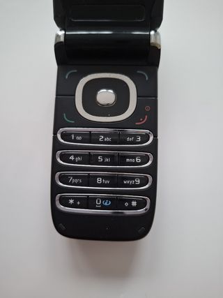 Nokia móvil plegable gris plata