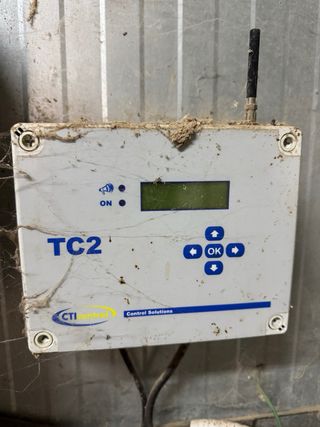 Control avícola: Paneles Fancom y Osmoeuropa