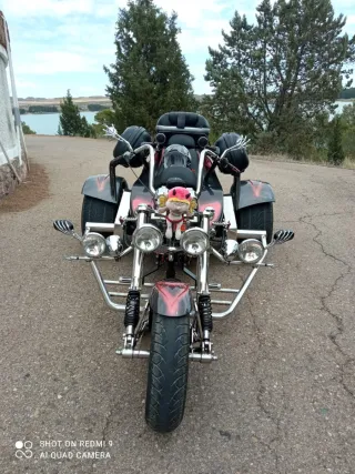 TRIKER con BOLA de ENGANCHE HOMOLOGADA