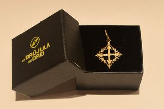 CRUZ MALLORQUINA DE ORO 18K/2.5Gr