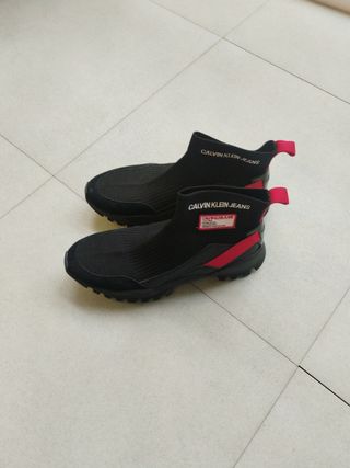 Zapatillas Calvin Klein Jeans - Negras y Rojas