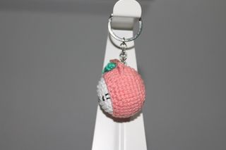 Llavero Gato Fresa Amigurumi