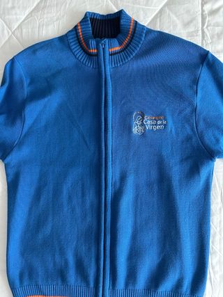 Uniforme Colegio Casa Virgen - 14 años