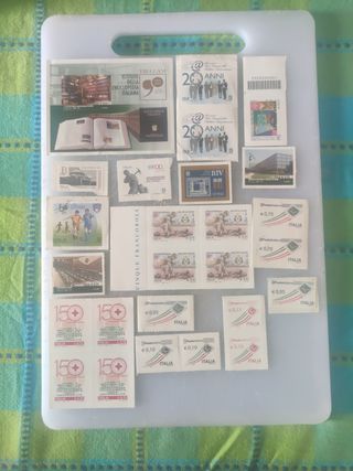 26 Francobolli Italia