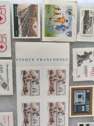 26 Francobolli Italia