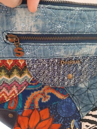 Bolso Desigual bandolera multicolor