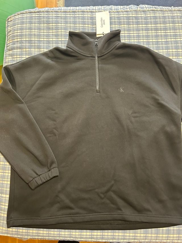 Sudadera negra Calvin Klein Jeans