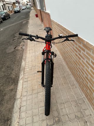 Bicicleta Rockrider MTB roja