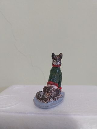 Figura Perro Sweater Navidad
