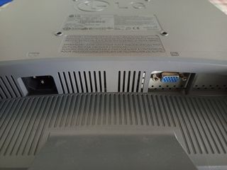 Monitor LG Flatron L1715S
