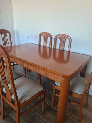 Mesa de madera maciza extensible - 6 sillas