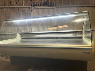 Vitrina refrigerada KOXKA - 2m