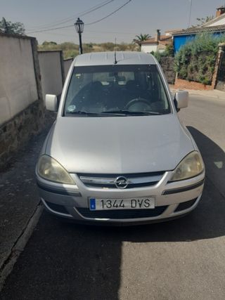 Opel Combo 2006