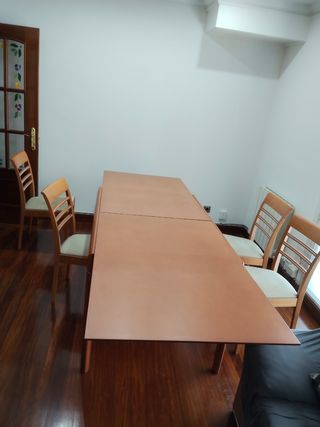 Mesa comedor madera extensible con 4 sillas