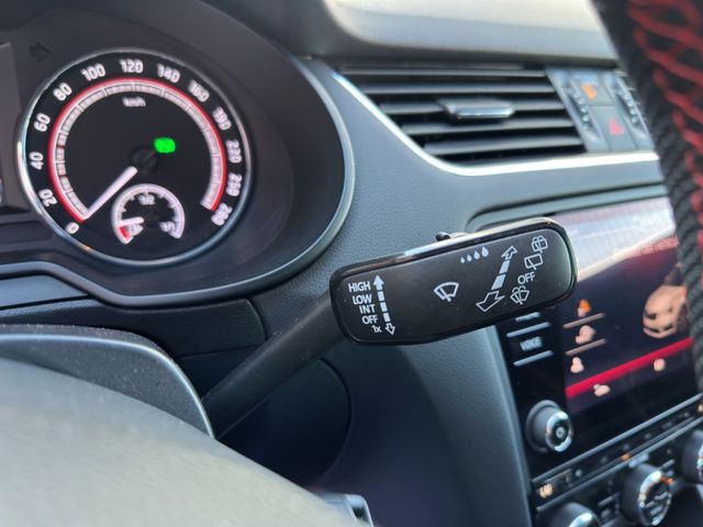 Skoda Octavia 2.0 TSI 180kW (245CV) DSG RS