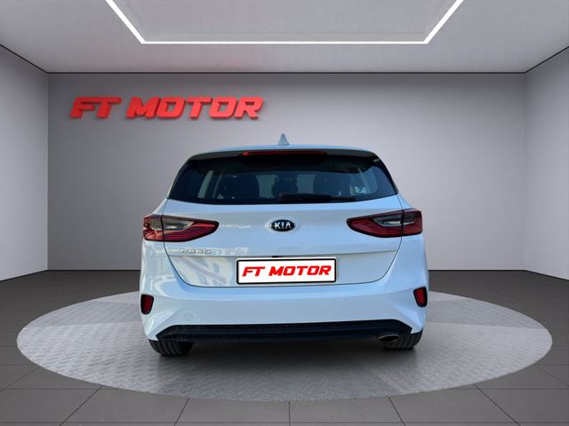 Kia Ceed 1.0 T-GDi 88kW (120CV) Drive