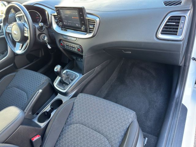 Kia Ceed 1.0 T-GDi 88kW (120CV) Drive