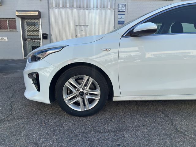 Kia Ceed 1.0 T-GDi 88kW (120CV) Drive