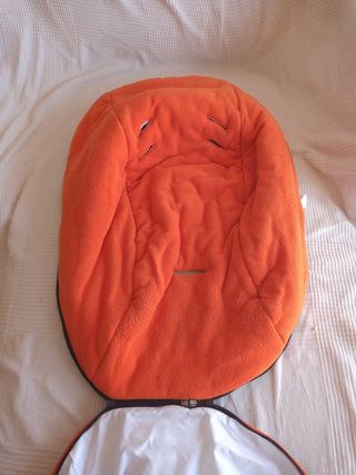 Saco silla bebé (paseo y automóvil)
